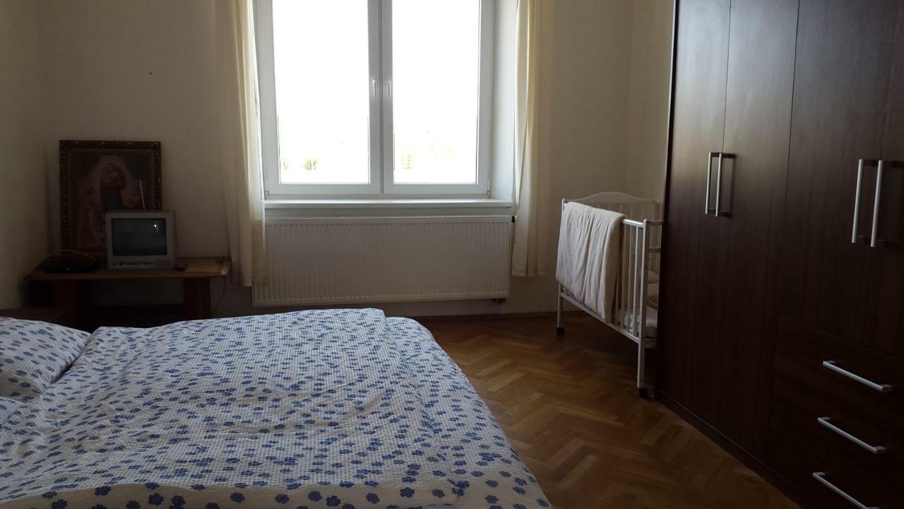 Apartman Ella - Tabor -Cz - U Stadionu Miru 1735 Exterior photo